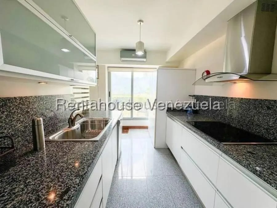Apartamento en Alquiler en lomas de las mercedes Caracas - 17
