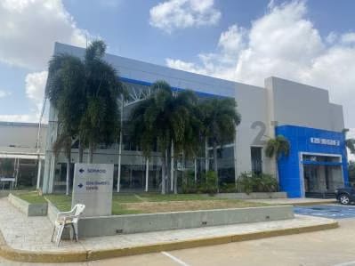 Edificio Premiun Motors Concesionario en Venta, Maracaibo - 2