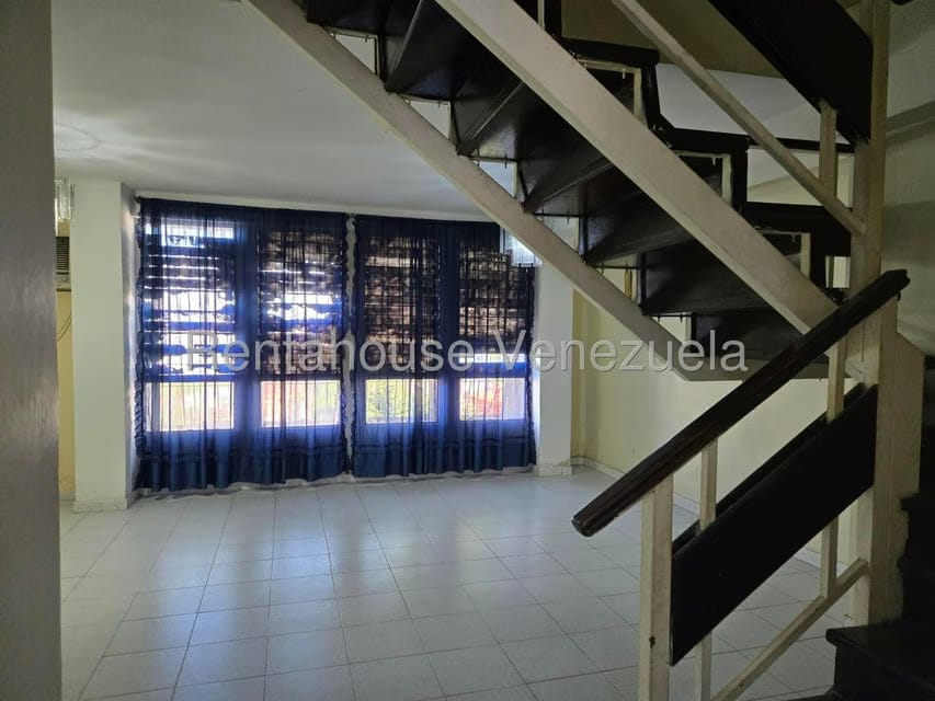 Apartamento (1 Nivel) en Venta en Centro, Zulia - 2