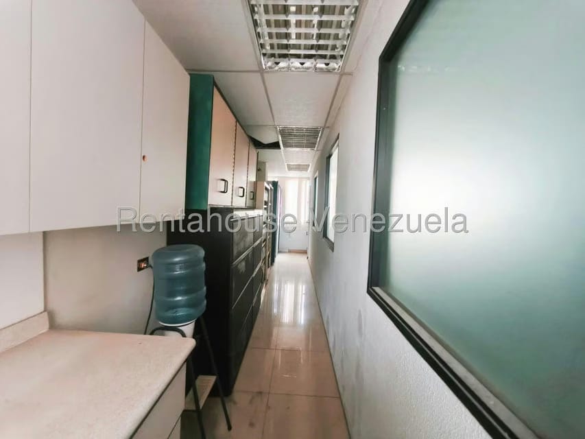 Comercial (Oficina) en Alquiler en Parroquia La Candelaria, Distrito Metropolitano - 11