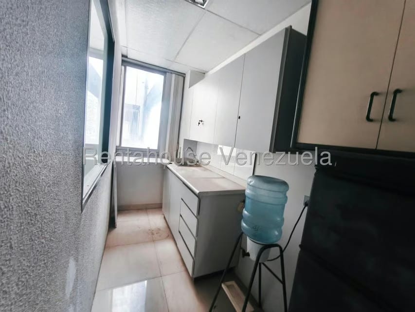 Comercial (Oficina) en Alquiler en Parroquia La Candelaria, Distrito Metropolitano - 12