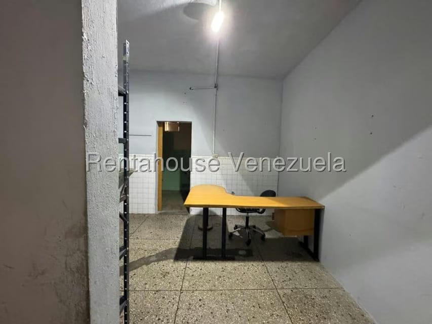 Comercial (Local Comercial) en Alquiler en Paraguay, Portuguesa - 6