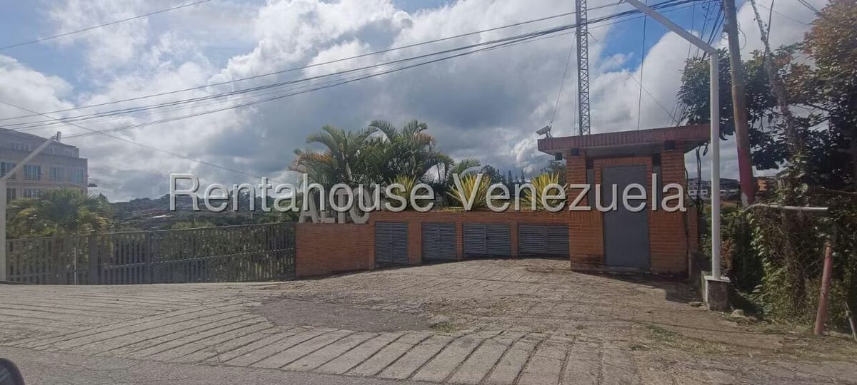 Apartamento (Duplex) en Venta en La Union, Distrito Metropolitano - 2