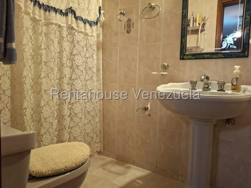 Casa (1 Nivel) en Venta en Los Robles, Nueva Esparta - 14