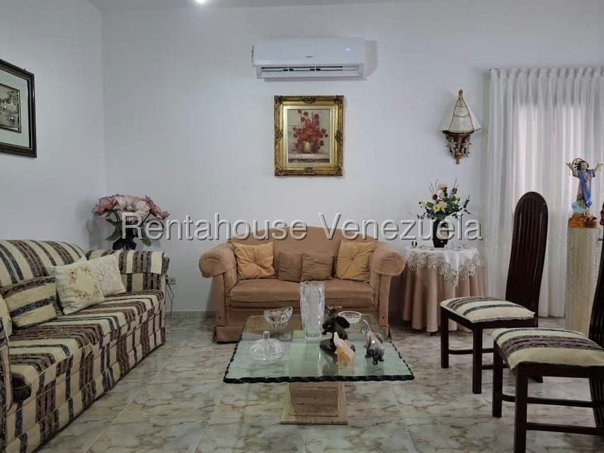 Casa (1 Nivel) en Venta en Los Robles, Nueva Esparta - 3