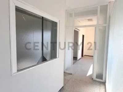 LOCAL COMERCIAL EN LA AV PORTUGUESA DE ANACO - 4