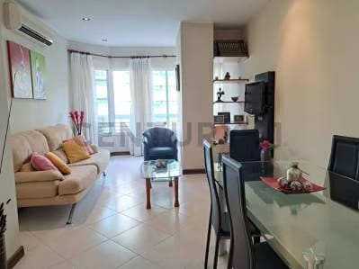 ML - Alquiler de apartamento amoblado. - 2