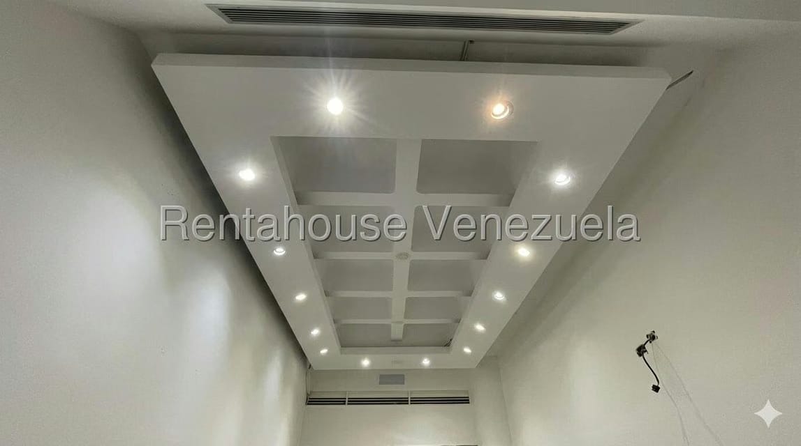 Comercial (Local Comercial) en Venta en Santa Fe Norte, Distrito Metropolitano - 4