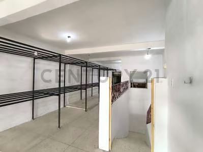 Local comercial casco central de Barcelona - 7