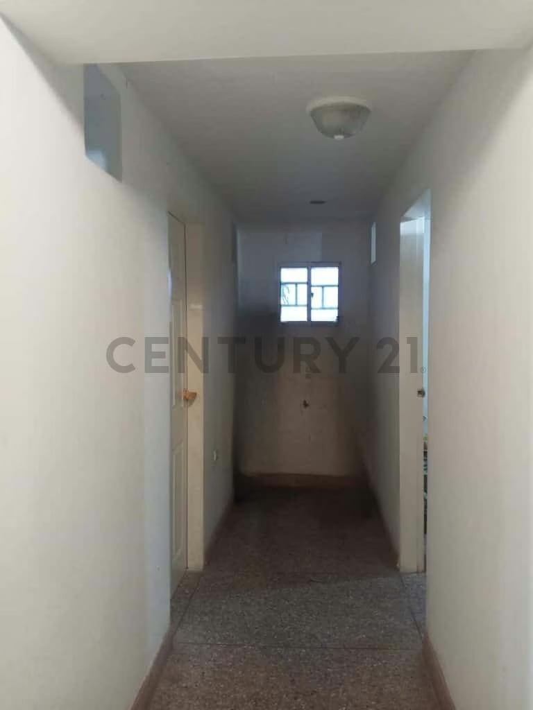 Century 21 La Coromotomo Realty vende casa en Terrazas del Lago II Maracaibo - 5