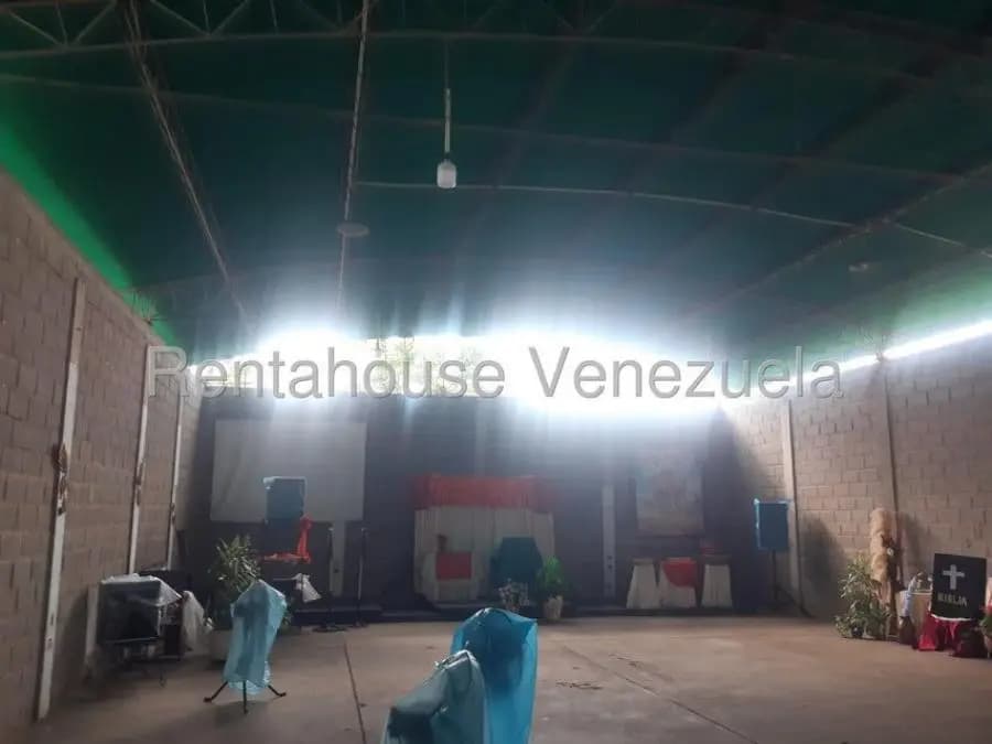 Galpon en Venta en Cabimas - 5