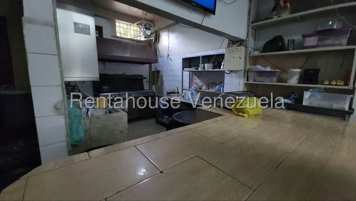 Comercial (Local Comercial) en Alquiler en San Martin, Distrito Metropolitano - 5