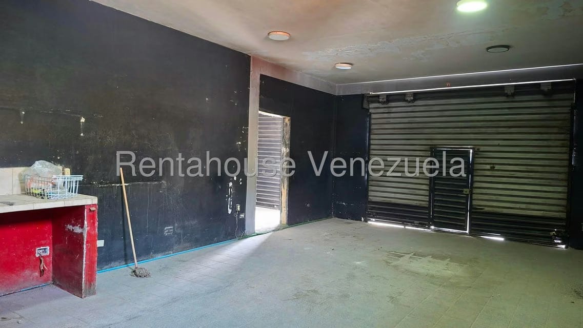 Comercial (Local Comercial) en Venta en Zona Oeste, Lara - 14