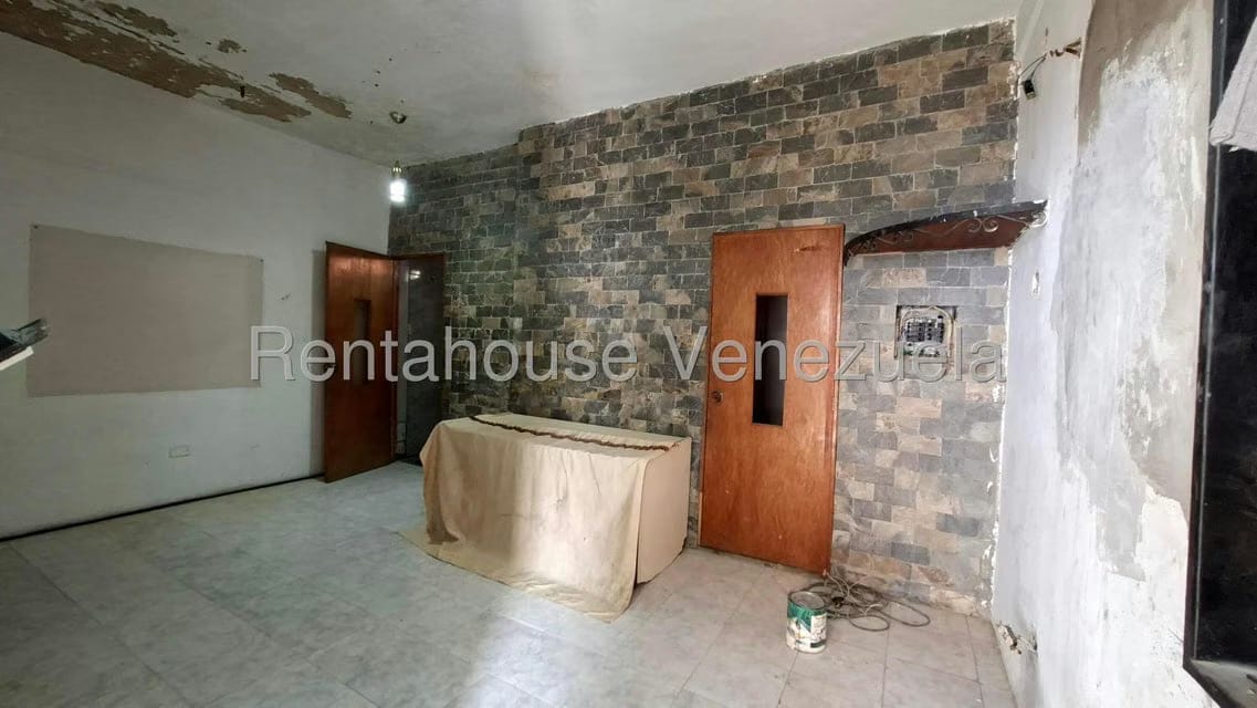 Comercial (Local Comercial) en Venta en Zona Oeste, Lara - 15