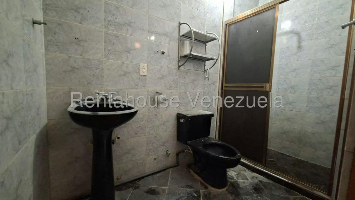 Comercial (Local Comercial) en Venta en Zona Oeste, Lara - 16