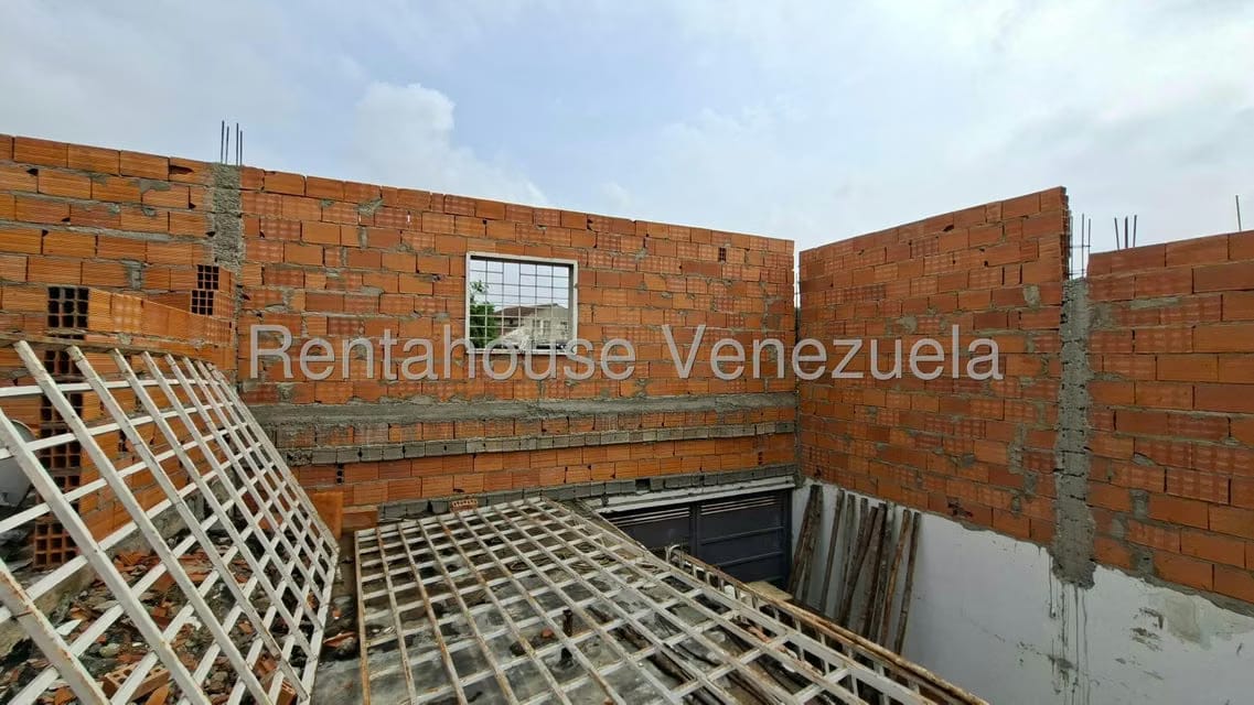 Comercial (Local Comercial) en Venta en Zona Oeste, Lara - 28