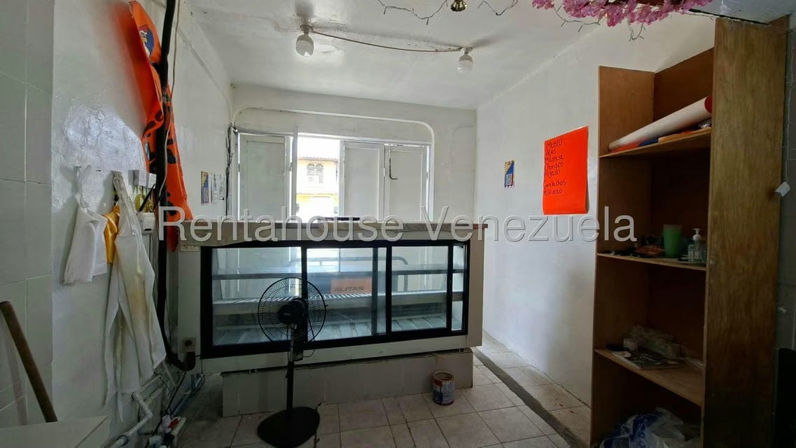Comercial (Local Comercial) en Venta en Zona Oeste, Lara - 4