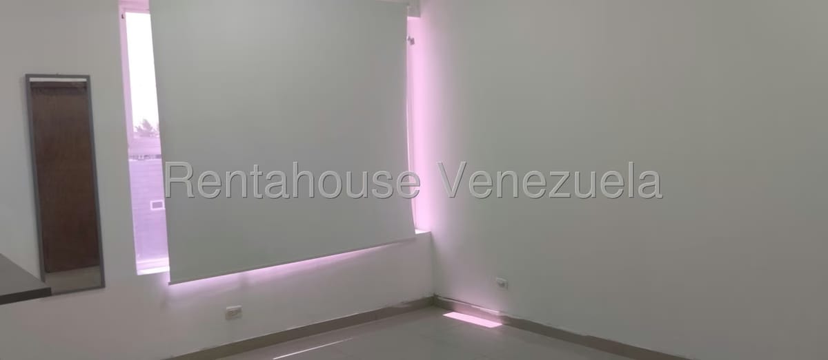 Townhouse (Duplex) en Alquiler en Campo Claro, Zulia - 16