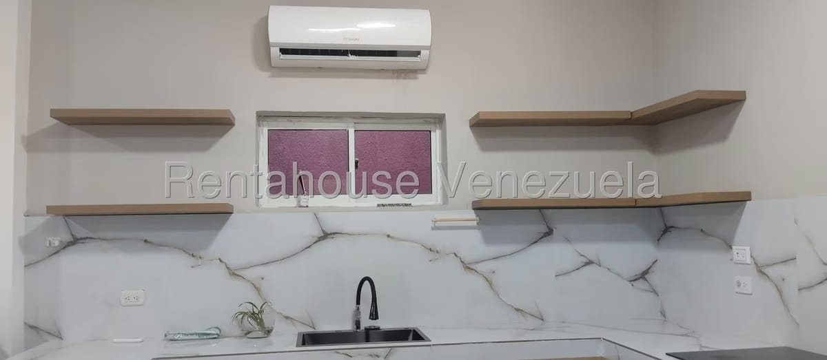 Townhouse (Duplex) en Alquiler en Campo Claro, Zulia - 8