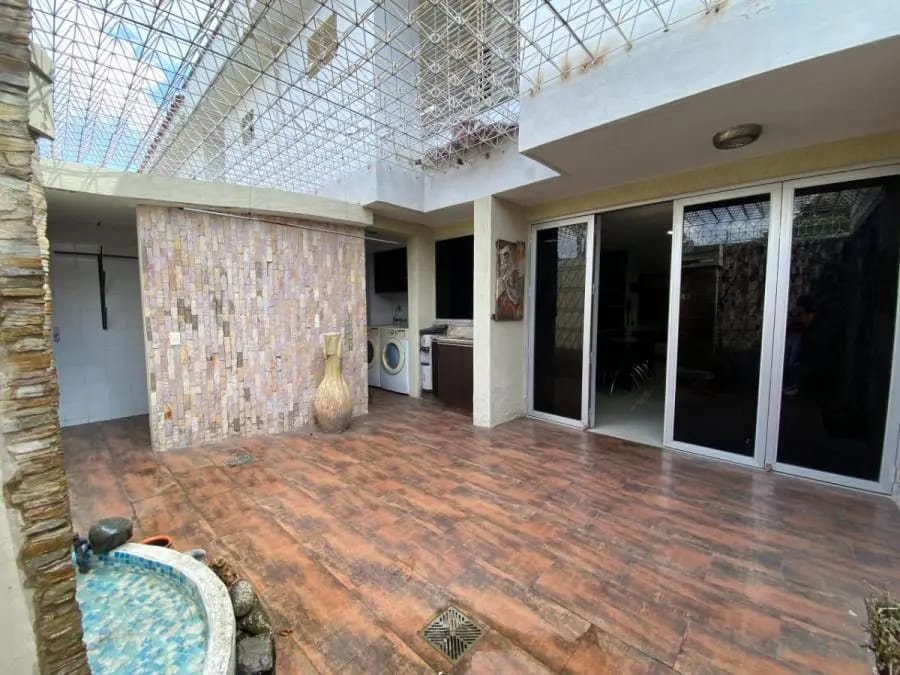 Casa en Alquiler en Naguanagua - 27