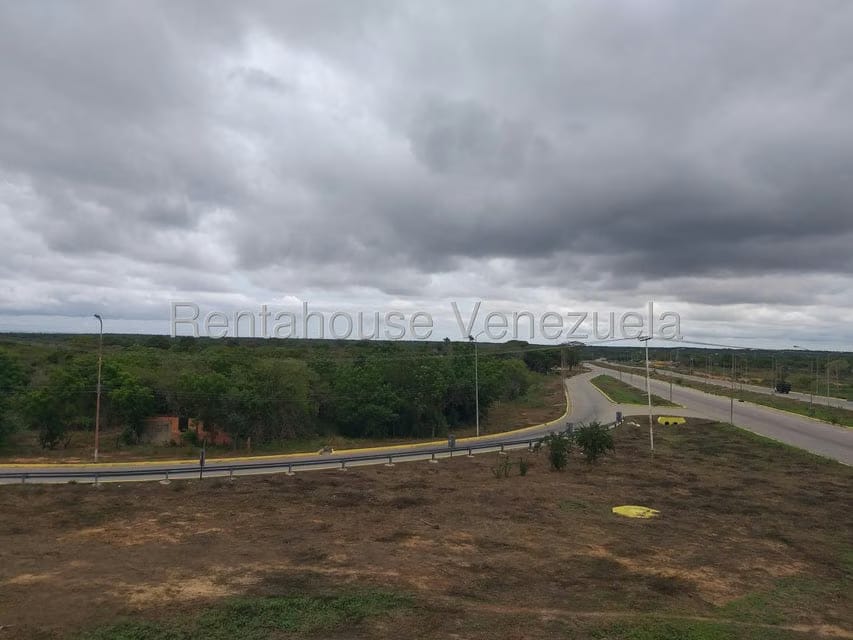 Terreno (Comercial) en Venta en Carretera H, Zulia - 6