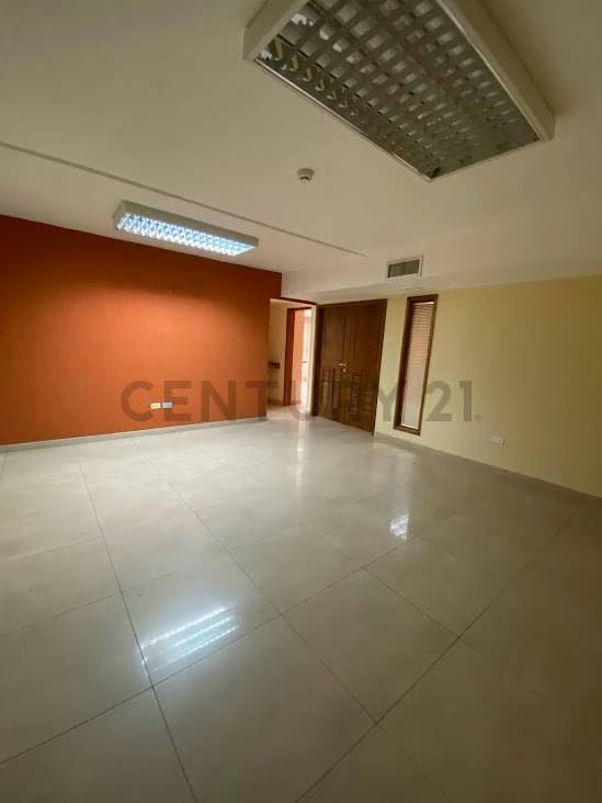 Alquiler de Oficina en sector Dr portillo - 11