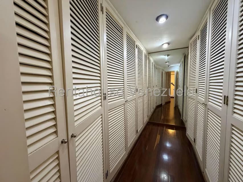 Apartamento (1 Nivel) en Alquiler en La Union, Distrito Metropolitano - 17