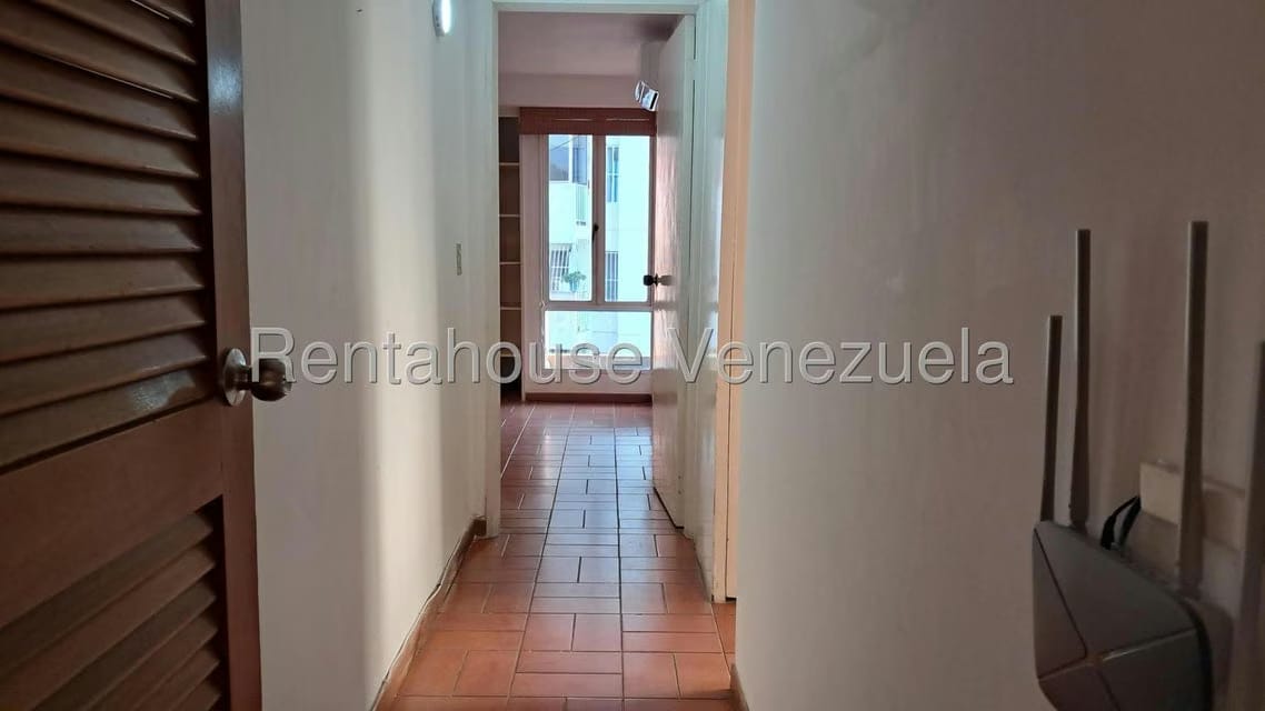 Apartamento (1 Nivel) en Alquiler en Colinas de Los Ruices, Distrito Metropolitano - 12