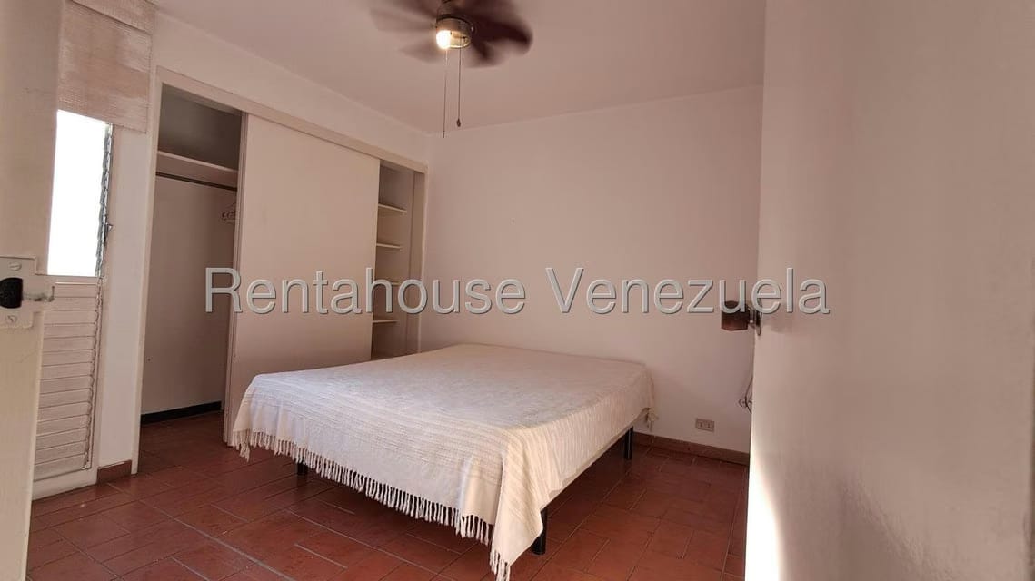 Apartamento (1 Nivel) en Alquiler en Colinas de Los Ruices, Distrito Metropolitano - 13