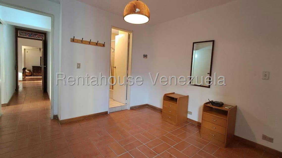 Apartamento (1 Nivel) en Alquiler en Colinas de Los Ruices, Distrito Metropolitano - 17