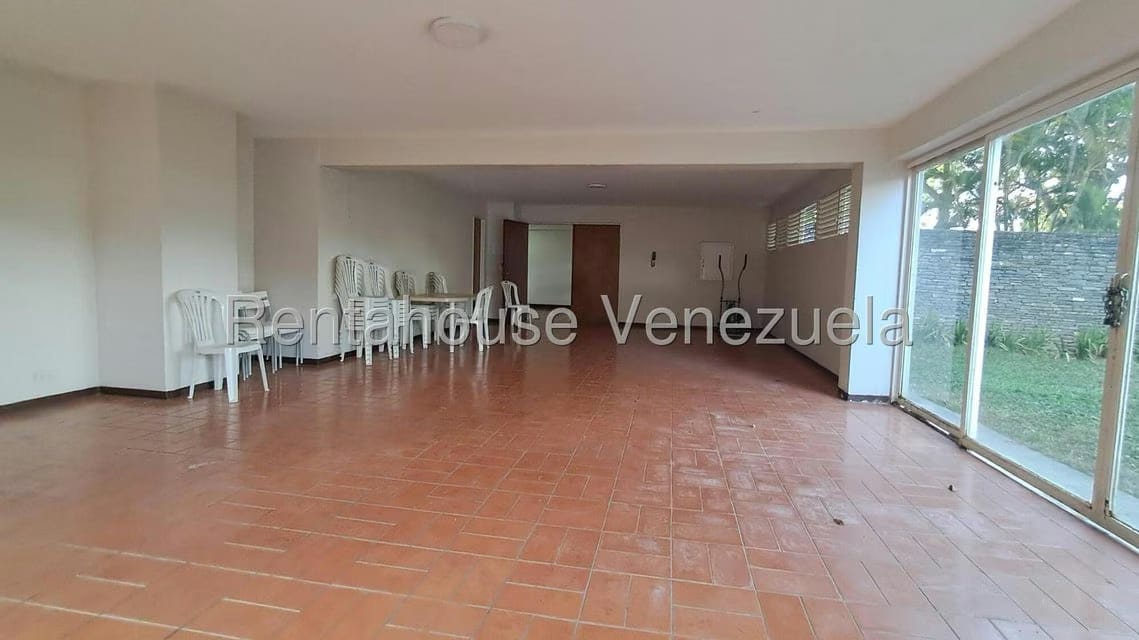 Apartamento (1 Nivel) en Alquiler en Colinas de Los Ruices, Distrito Metropolitano - 21