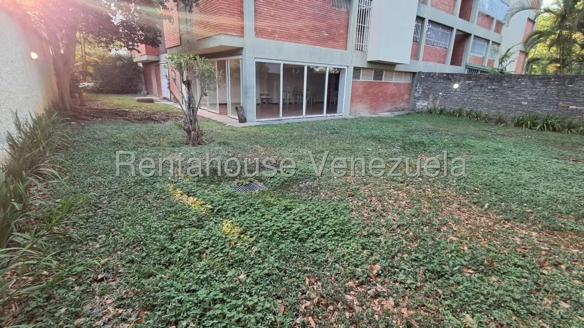 Apartamento (1 Nivel) en Alquiler en Colinas de Los Ruices, Distrito Metropolitano - 25