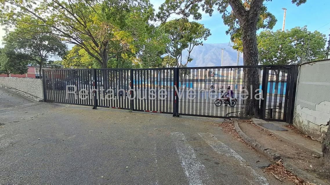 Apartamento (1 Nivel) en Alquiler en Colinas de Los Ruices, Distrito Metropolitano - 28