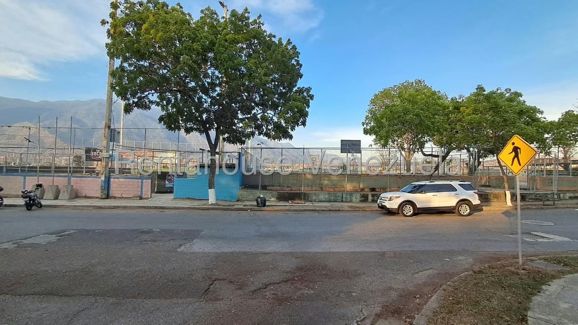 Apartamento (1 Nivel) en Alquiler en Colinas de Los Ruices, Distrito Metropolitano - 30