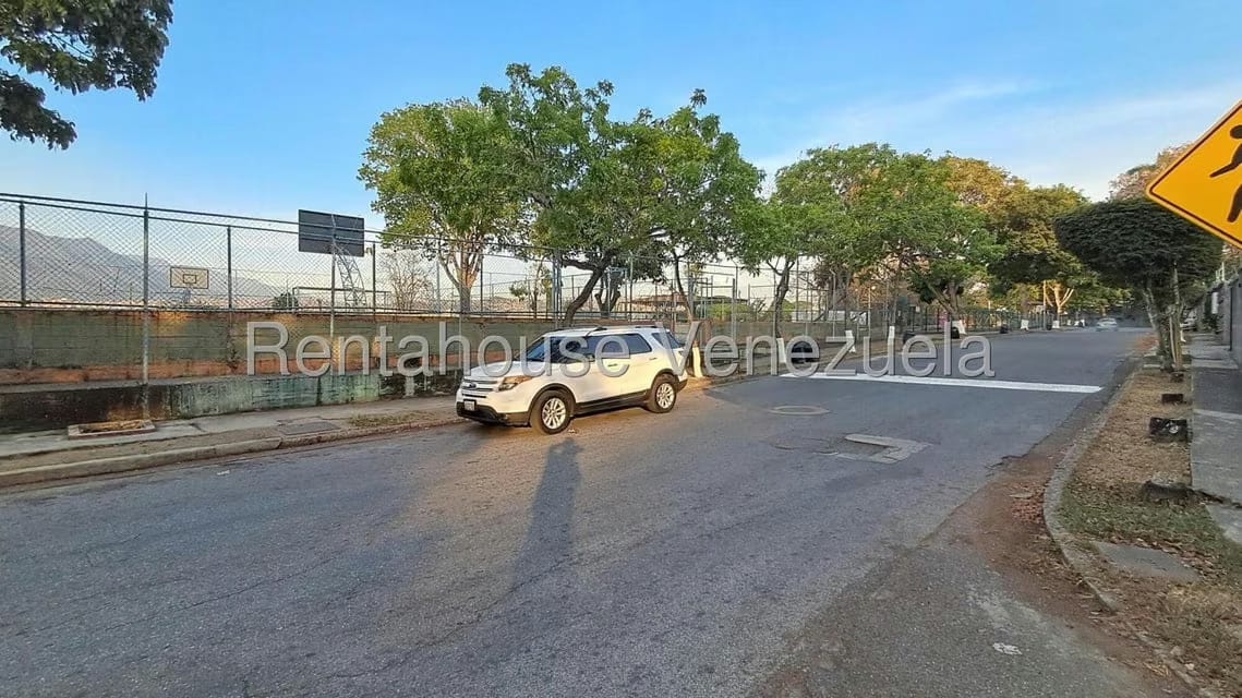 Apartamento (1 Nivel) en Alquiler en Colinas de Los Ruices, Distrito Metropolitano - 31