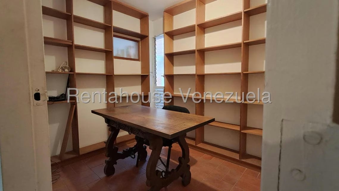 Apartamento (1 Nivel) en Alquiler en Colinas de Los Ruices, Distrito Metropolitano - 5