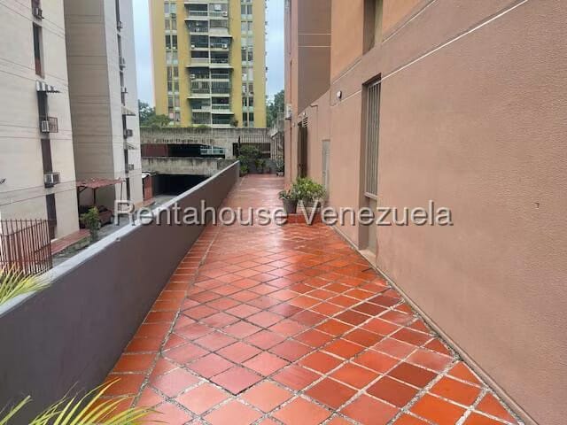 Apartamento (1 Nivel) en Venta en El Calvario, Miranda - 2