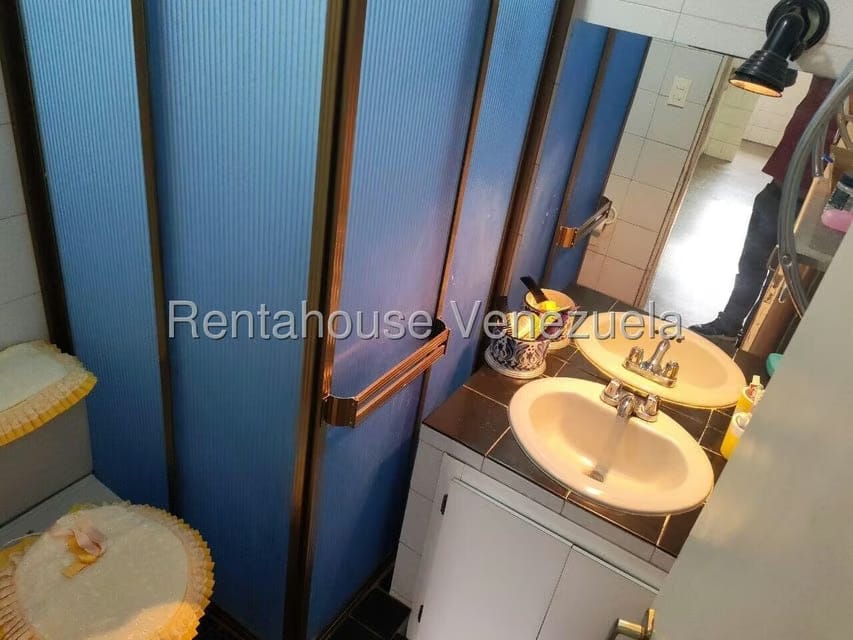 Apartamento (1 Nivel) en Venta en Caricuao, Distrito Metropolitano - 18