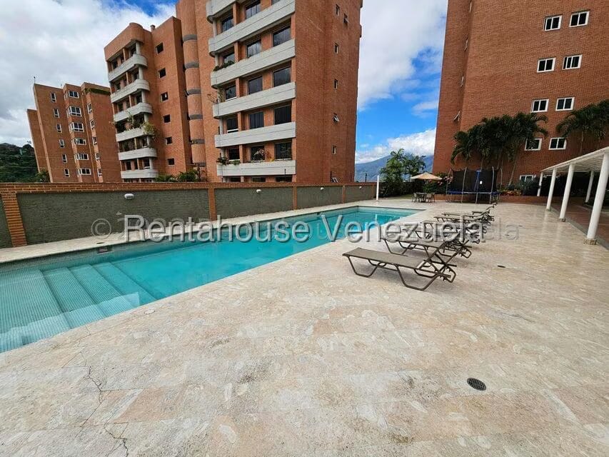 Apartamento (1 Nivel) en Alquiler en Lomas del Sol, Distrito Metropolitano - 24