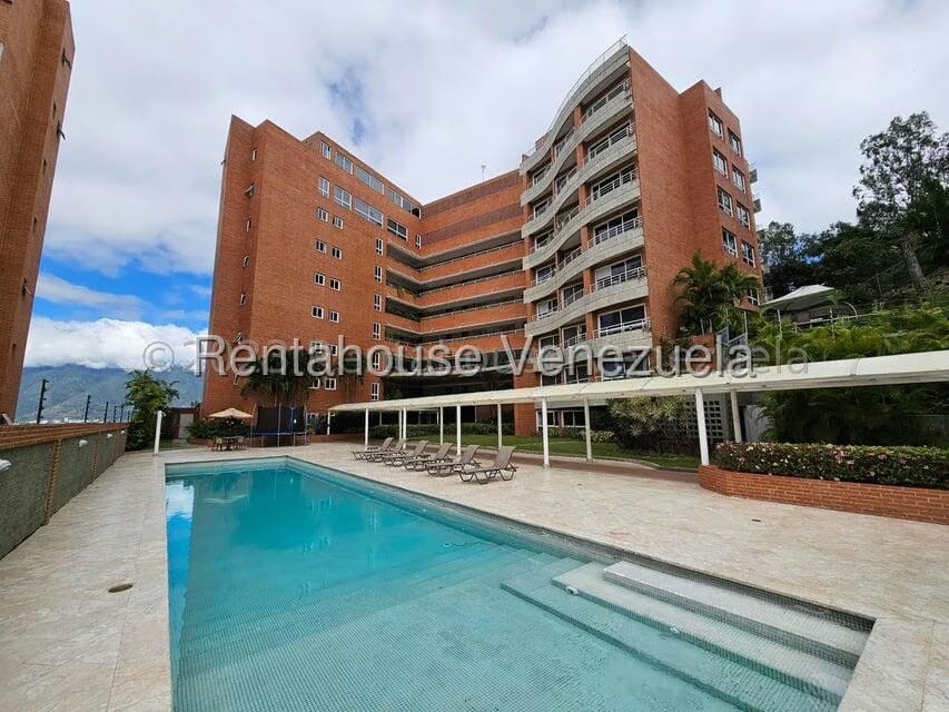 Apartamento (1 Nivel) en Alquiler en Lomas del Sol, Distrito Metropolitano - 25