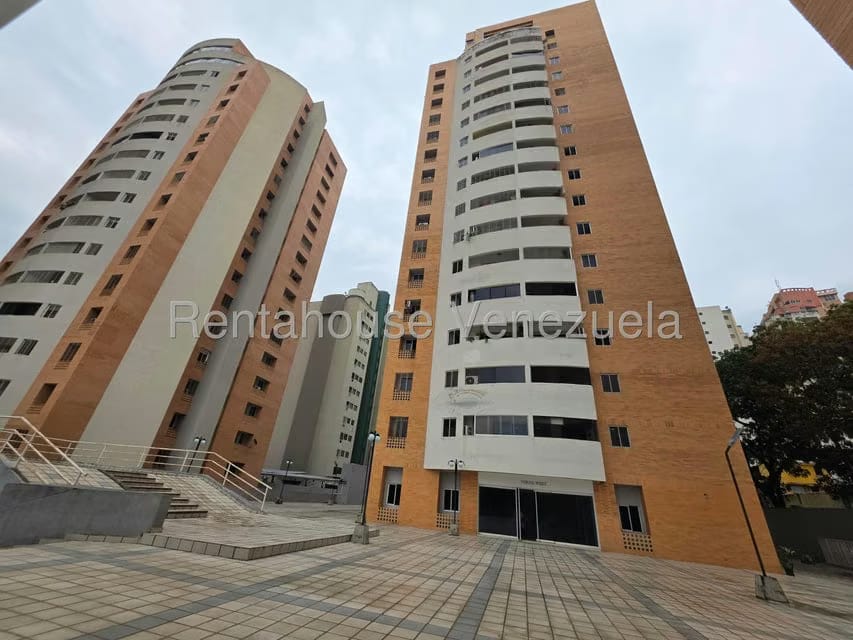 Apartamento (1 Nivel) en Alquiler en El Parral, Carabobo - 2
