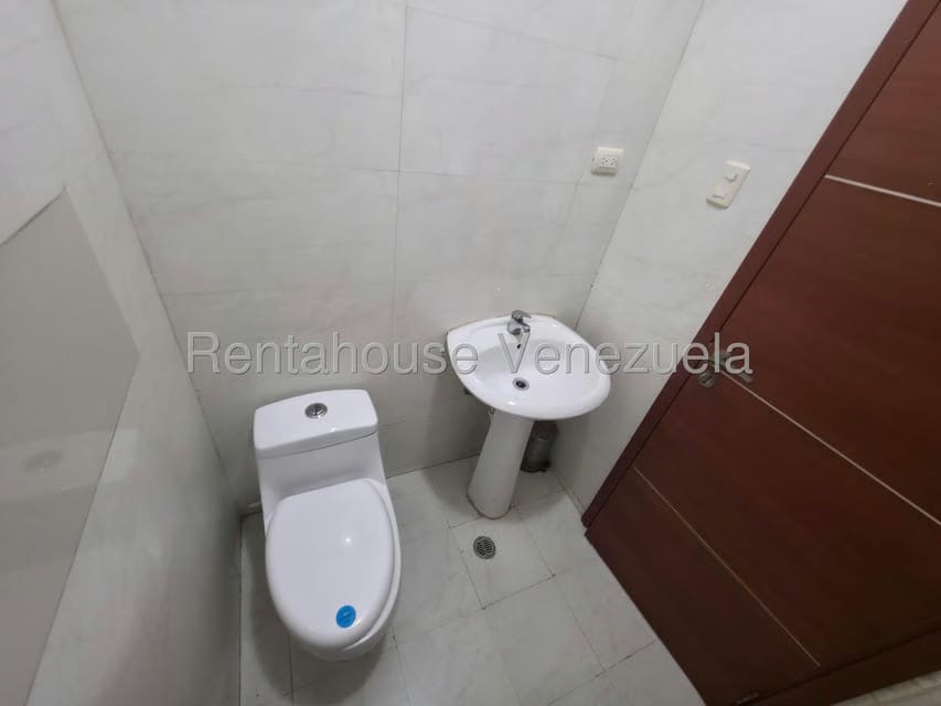 Apartamento (1 Nivel) en Alquiler en El Parral, Carabobo - 9