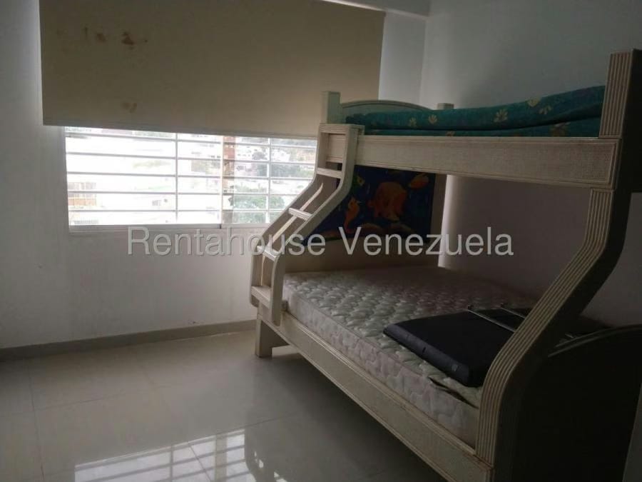 Apartamento en Venta en Playa Grande Catia La Mar - 3