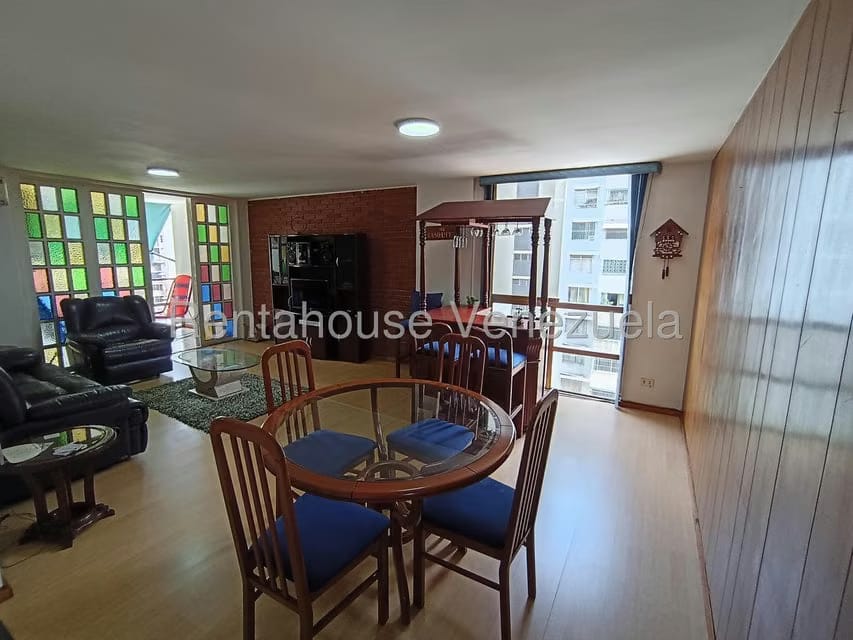 Apartamento (1 Nivel) en Alquiler en Los Palos Grandes, Distrito Metropolitano - 6