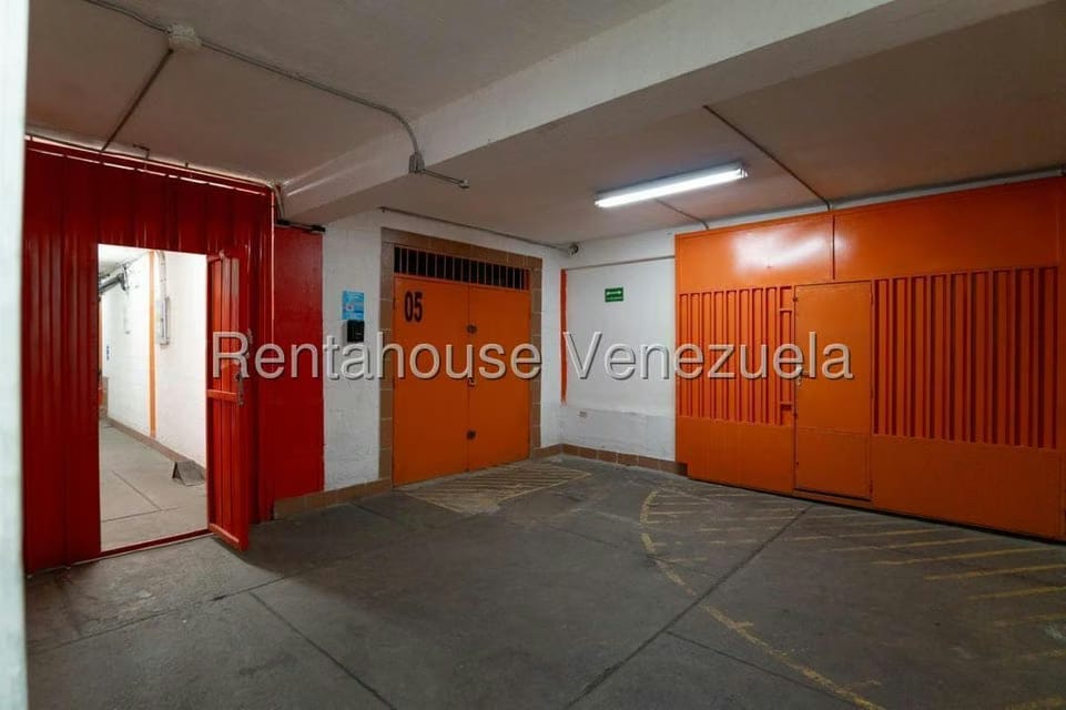 Comercial (Local Comercial) en Alquiler en Parroquia La Candelaria, Distrito Metropolitano - 5