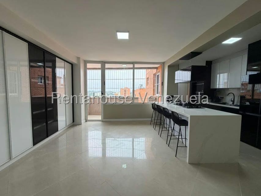 Apartamento (1 Nivel) en Venta en El Parque, Lara - 2