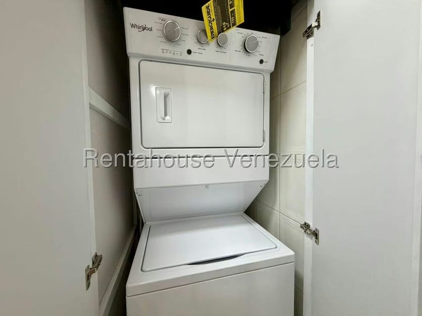 Apartamento (1 Nivel) en Venta en El Parque, Lara - 11