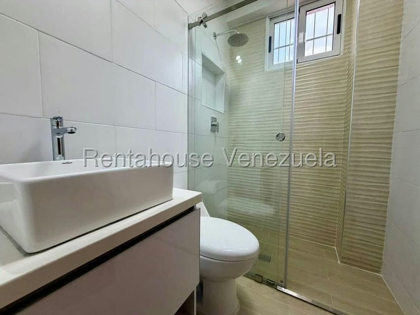 Apartamento (1 Nivel) en Venta en El Parque, Lara - 14