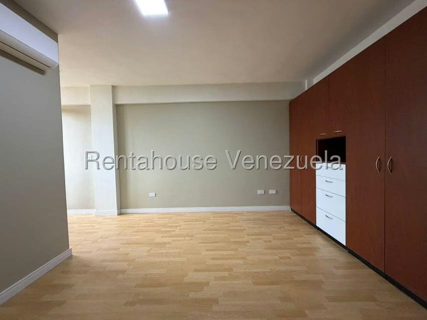Apartamento (1 Nivel) en Venta en El Parque, Lara - 15