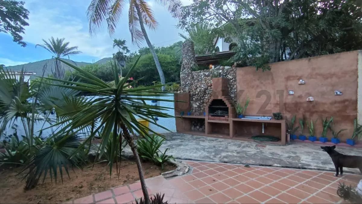 Doble casa estilo campestre en Manantiales de Guayamurí Margarita - 21